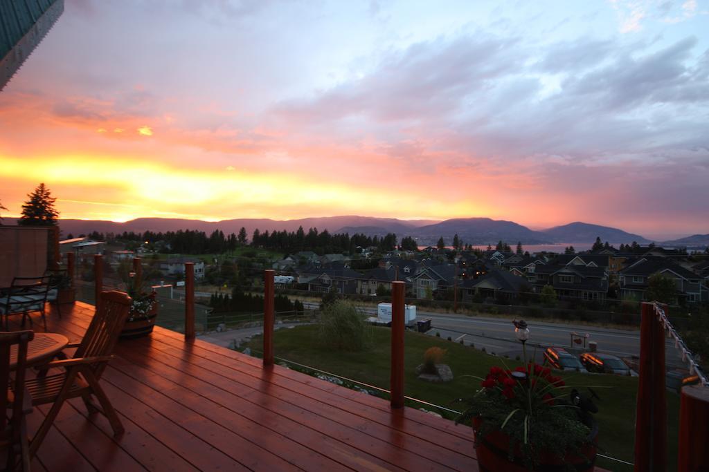 A Okanagan Lakeview Inn Kelowna Zewnętrze zdjęcie