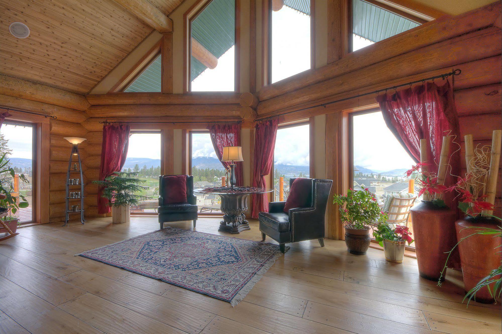 A Okanagan Lakeview Inn Kelowna Zewnętrze zdjęcie
