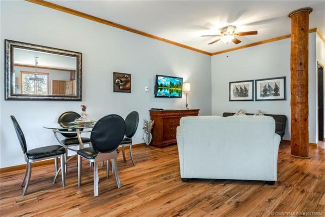 A Okanagan Lakeview Inn Kelowna Zewnętrze zdjęcie